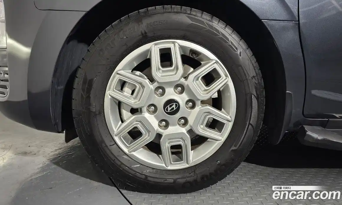 Hyundai Staria 2025 3.5 Автомат в Москве № 582891, фото 5