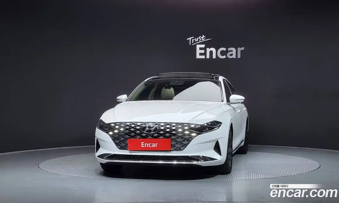 Hyundai Grandeur 2022 2.4 Автомат в Москве № 583026, фото 3