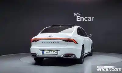 Hyundai Grandeur 2022 2.4 Автомат в Москве № 583026, миниатюра 4