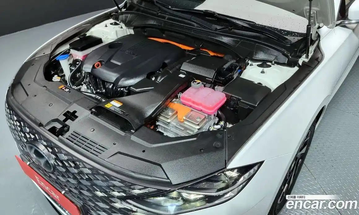 Hyundai Grandeur 2022 2.4 Автомат в Москве № 583026, фото 6