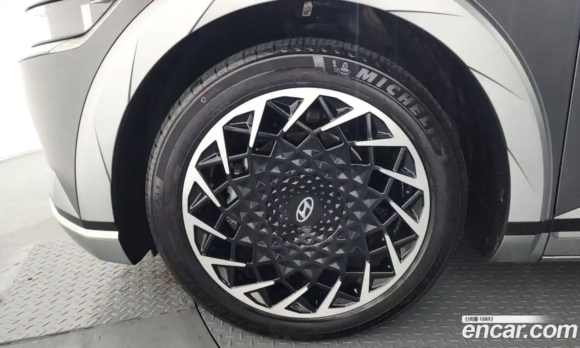 Hyundai Ioniq 5 2023 0.1 Автомат в Москве № 583031, фото 5