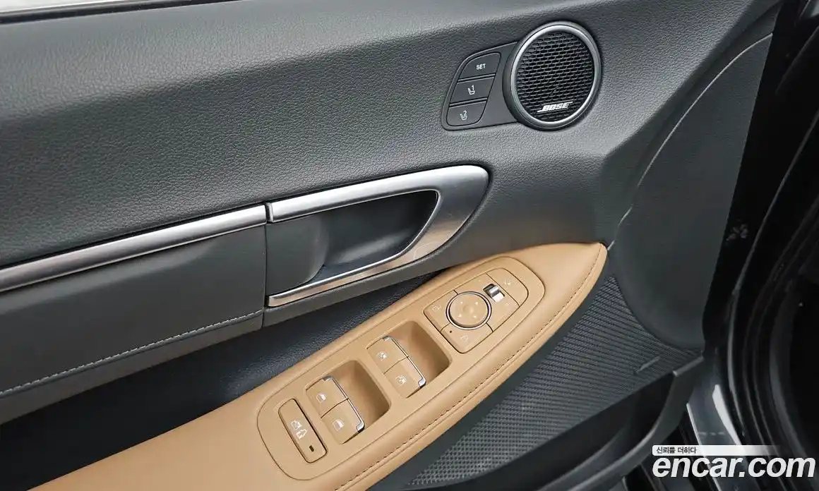 Hyundai Sonata 2022 1.6 Автомат в Москве № 583285, фото 17