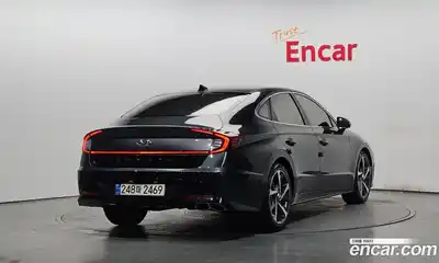 Hyundai Sonata 2022 1.6 Автомат в Москве № 583285, миниатюра 2
