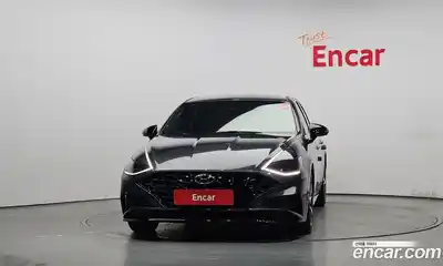 Hyundai Sonata 2022 1.6 Автомат в Москве № 583285, миниатюра 3