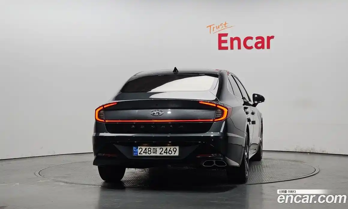 Hyundai Sonata 2022 1.6 Автомат в Москве № 583285, фото 4