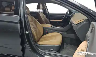 Hyundai Sonata 2022 1.6 Автомат в Москве № 583285, миниатюра 10