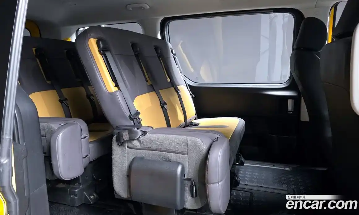 Hyundai Staria 2023 3.5 Автомат в Москве № 583328, фото 12