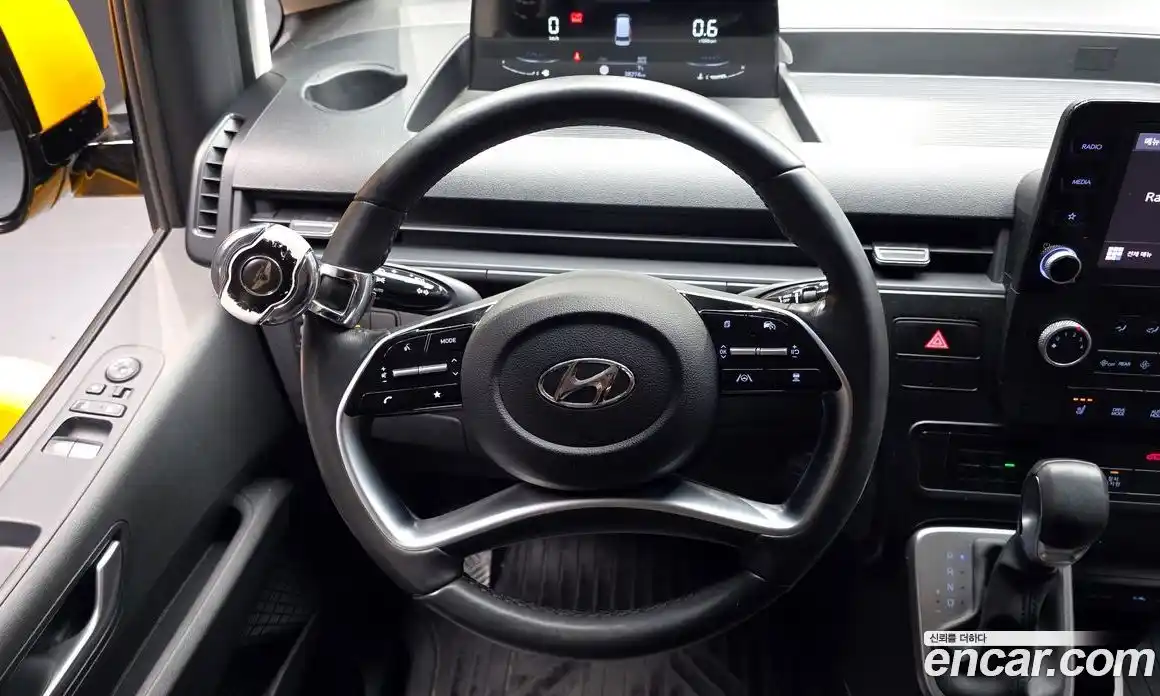 Hyundai Staria 2023 3.5 Автомат в Москве № 583328, фото 13