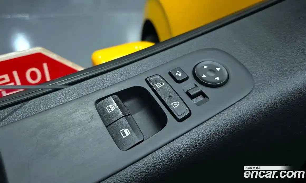 Hyundai Staria 2023 3.5 Автомат в Москве № 583328, фото 19