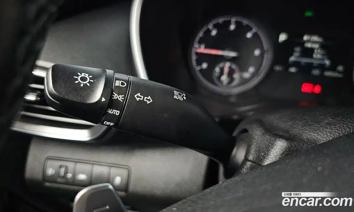 Hyundai Santa Fe 2021 2.2 Автомат в Москве № 583471, фото 17