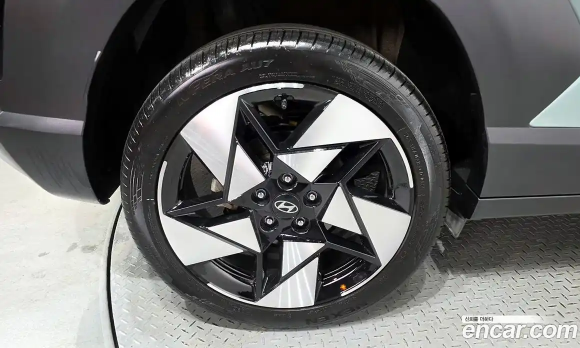 Hyundai Kona 2023 1.6 Автомат в Москве № 583551, фото 5