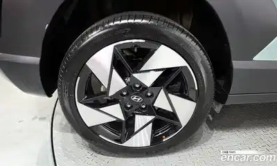 Hyundai Kona 2023 1.6 Автомат в Москве № 583551, миниатюра 5