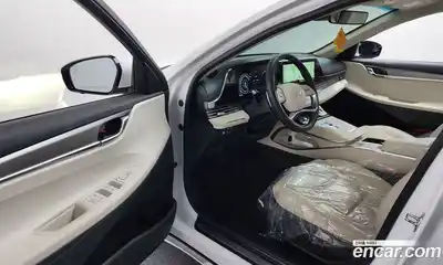 Hyundai Grandeur 2022 2.5 Автомат в Москве № 583620, миниатюра 9