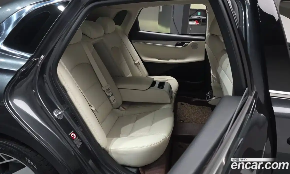 Hyundai Grandeur 2022 2.4 Автомат в Москве № 583729, фото 12