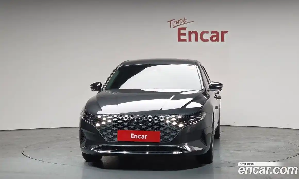 Hyundai Grandeur 2022 2.4 Автомат в Москве № 583729, фото 3