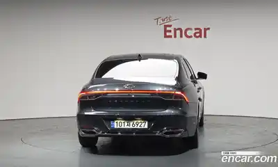 Hyundai Grandeur 2022 2.4 Автомат в Москве № 583729, миниатюра 4