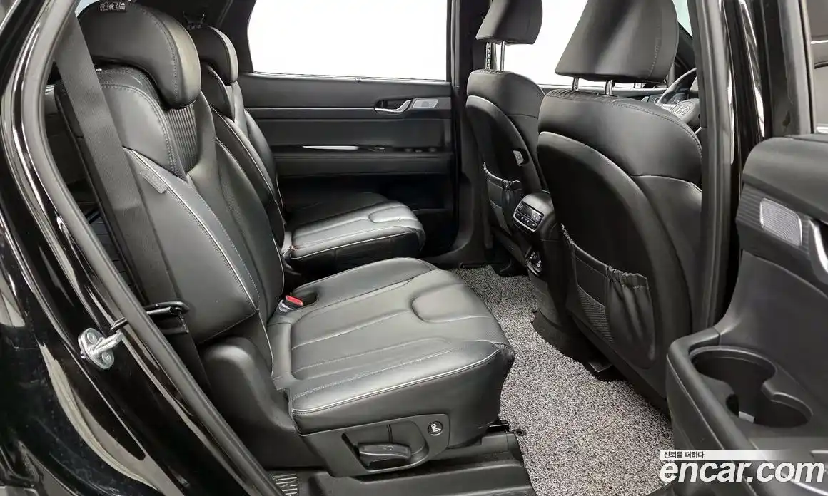 Hyundai Palisade 2023 2.2 Автомат в Москве № 583795, фото 16