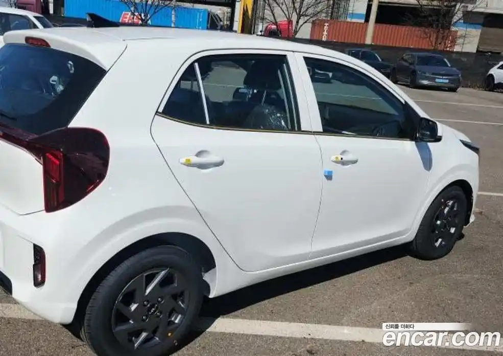 Kia Morning 2026 1.0 Автомат в Москве № 583839, фото 6