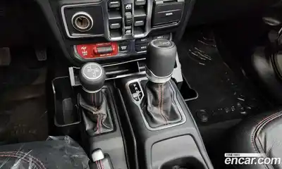 Jeep Wrangler 2019 2.0 Автомат в Москве № 584228, миниатюра 9