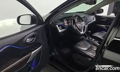 Jeep Cherokee 2017 2.2 Автомат в Москве № 584424, миниатюра 11