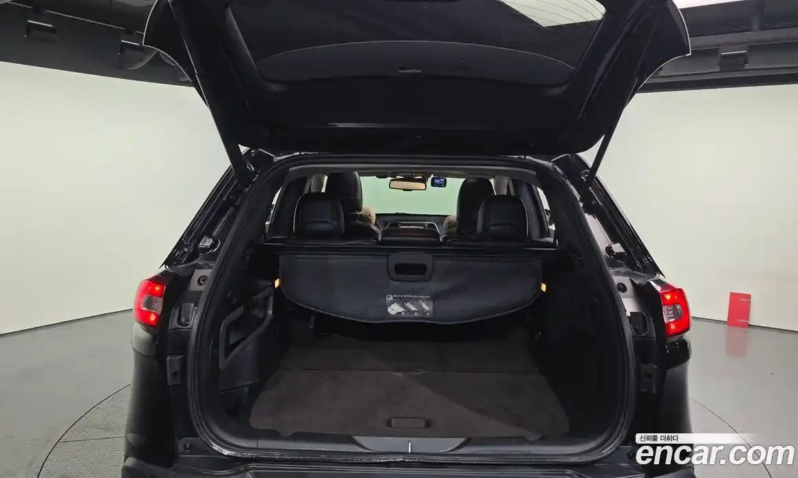 Jeep Cherokee 2017 2.2 Автомат в Москве № 584424, фото 20