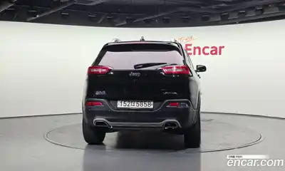 Jeep Cherokee 2017 2.2 Автомат в Москве № 584424, миниатюра 4