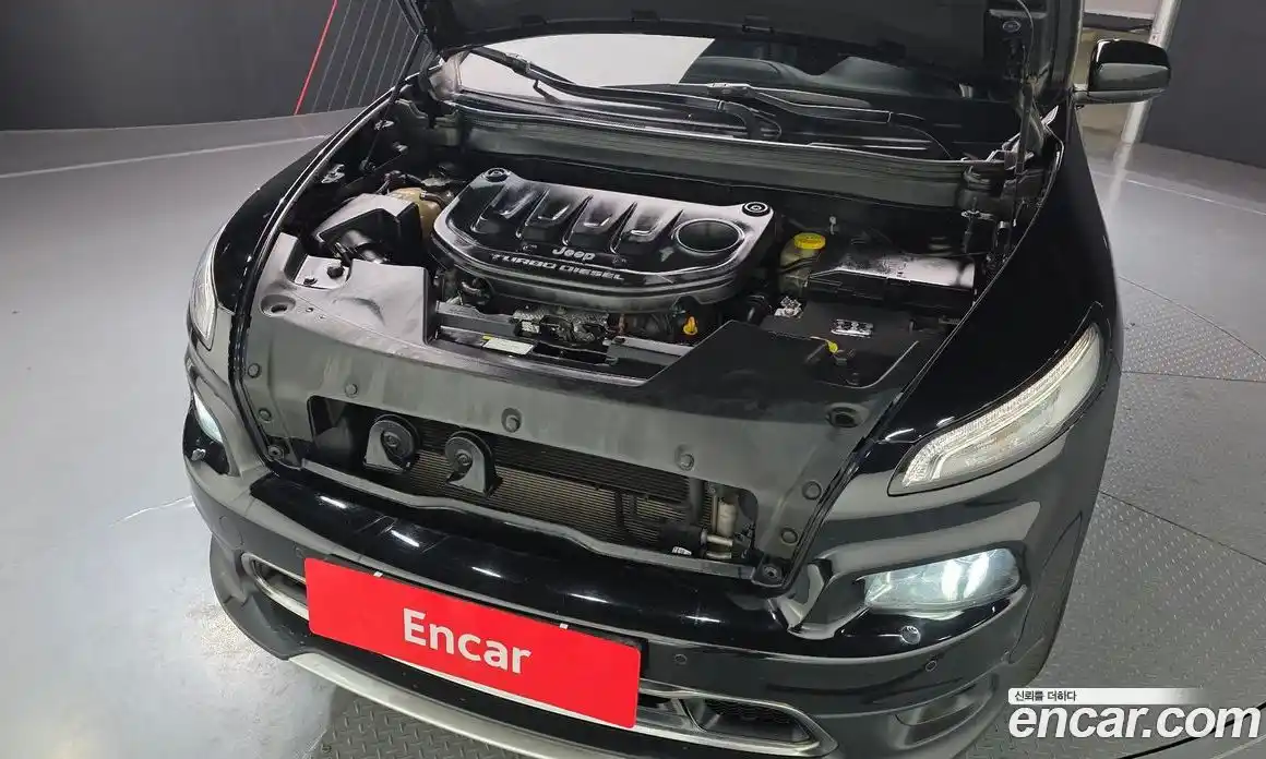 Jeep Cherokee 2017 2.2 Автомат в Москве № 584424, фото 6