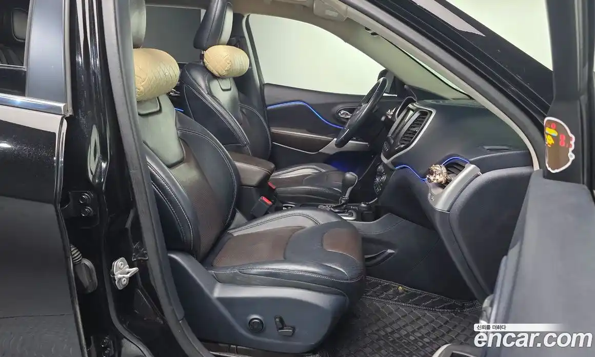 Jeep Cherokee 2017 2.2 Автомат в Москве № 584424, фото 10