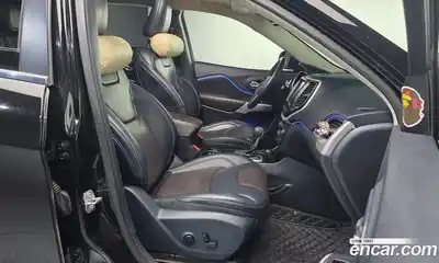 Jeep Cherokee 2017 2.2 Автомат в Москве № 584424, миниатюра 10