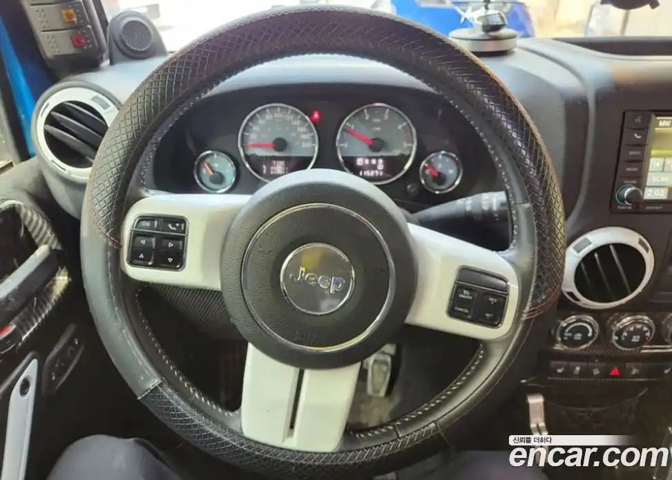 Jeep Wrangler 2014 2.8 Автомат в Москве № 584521, фото 10