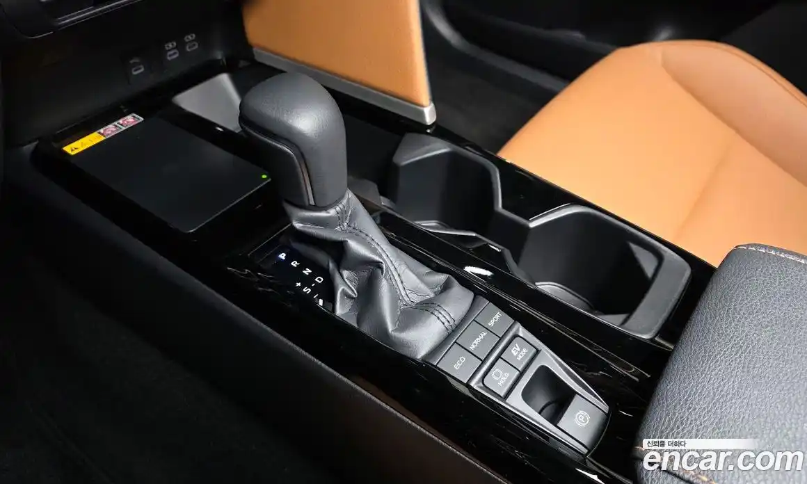 Toyota Camry 2025 2.5 Автомат в Москве № 584560, фото 9