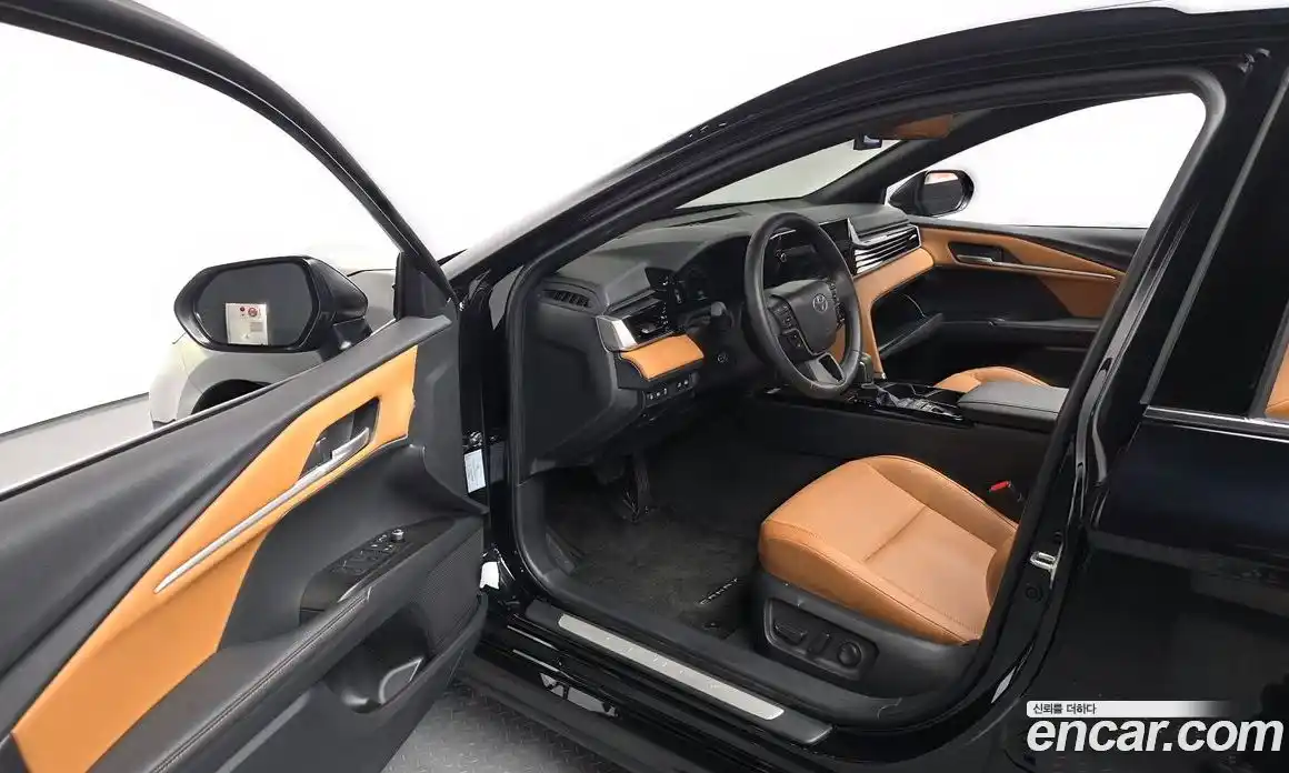 Toyota Camry 2025 2.5 Автомат в Москве № 584560, фото 10