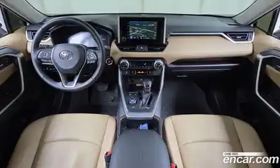 Toyota RAV4 2024 2.5 Автомат в Москве № 584591, миниатюра 7