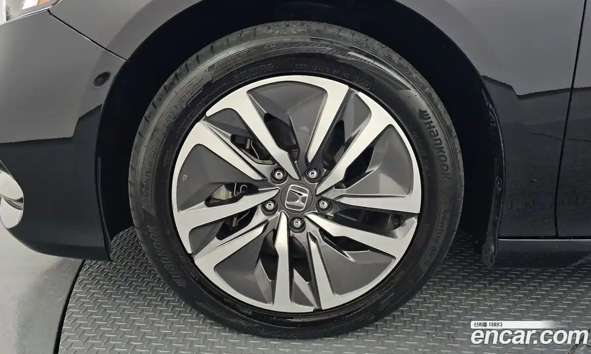 Honda Accord 2018 2.0 Автомат в Москве № 584639, фото 5