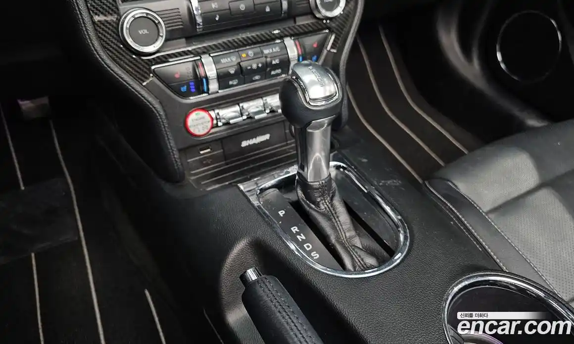 Ford Mustang 2017 2.3 Автомат в Москве № 584953, фото 9