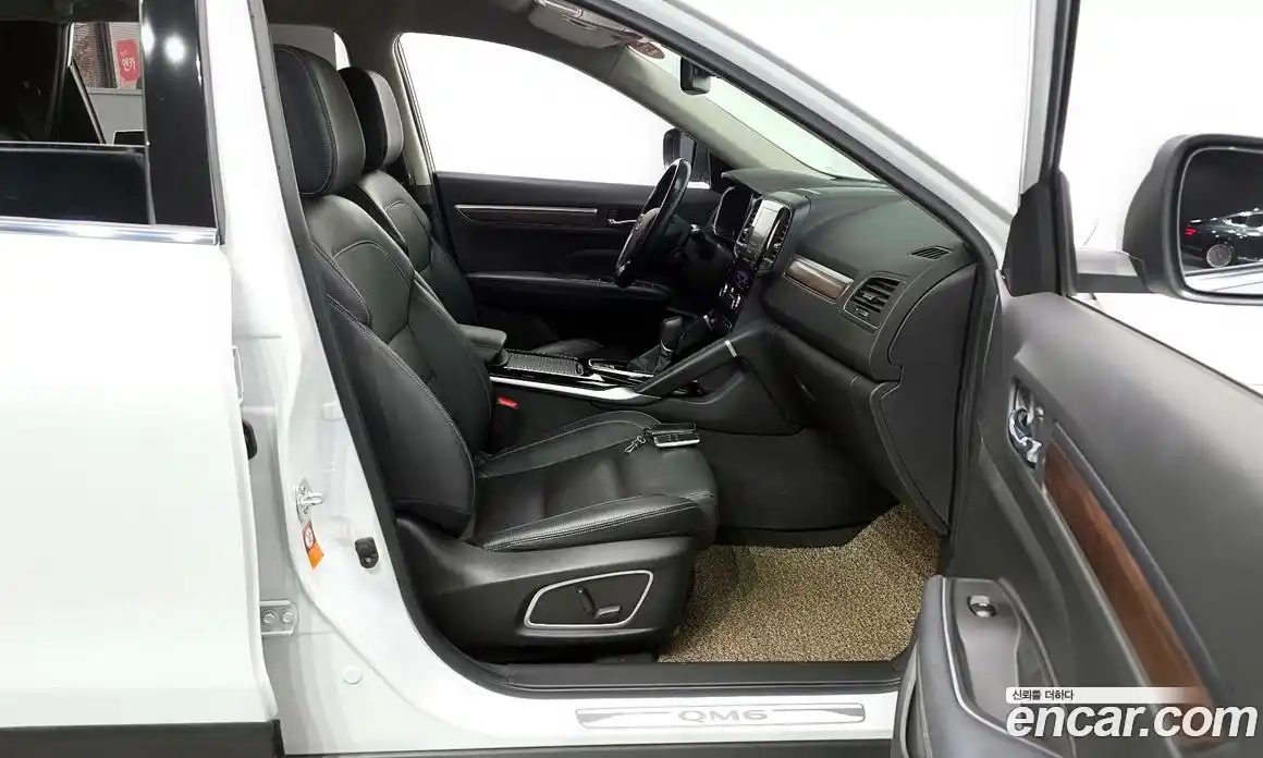 Renault QM6 2020 2.0 Автомат в Москве № 585618, фото 11