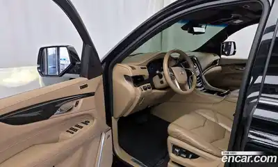 Cadillac Escalade 2019 6.2 Автомат в Москве № 585660, миниатюра 10
