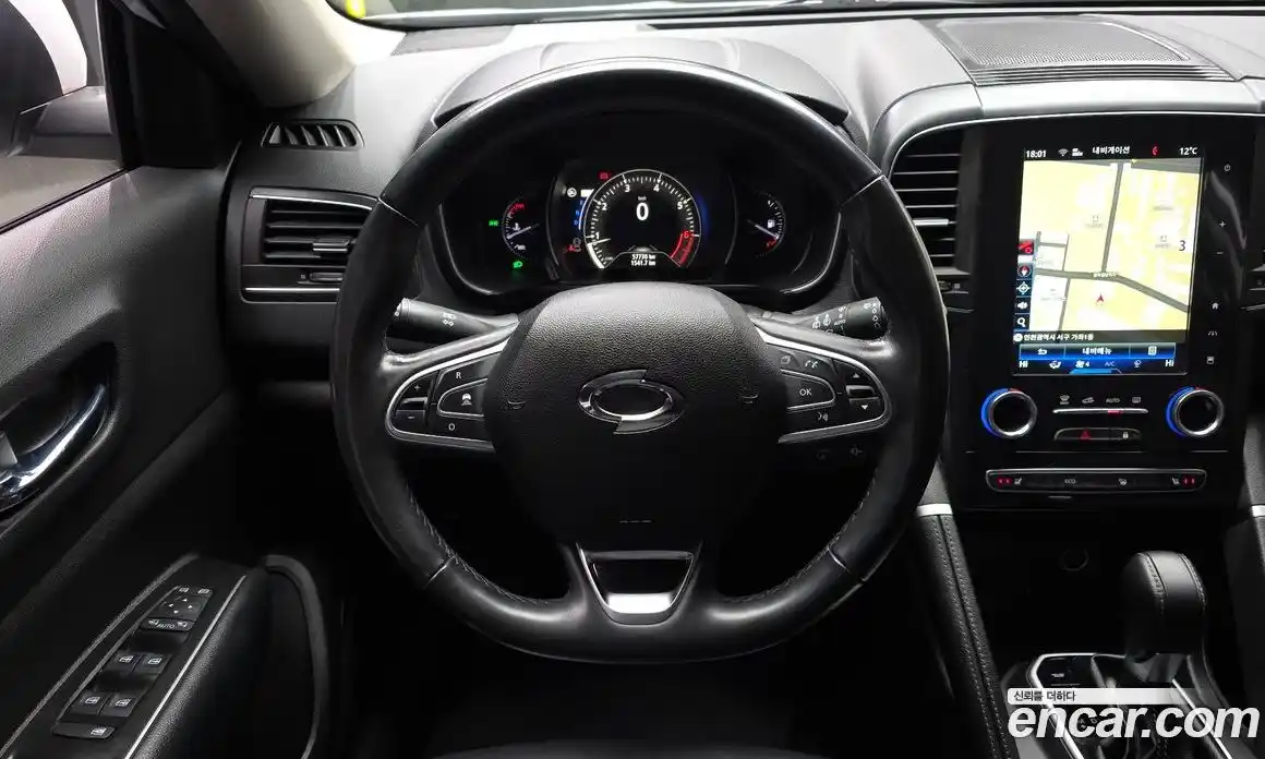 Renault QM6 2023 2.0 Автомат в Москве № 586130, фото 13