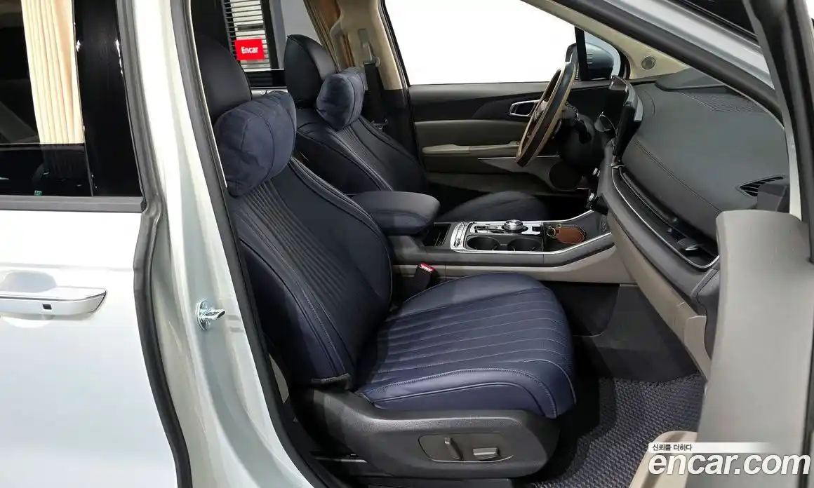 Kia Canival 2025 3.5 Автомат в Москве № 586623, фото 11