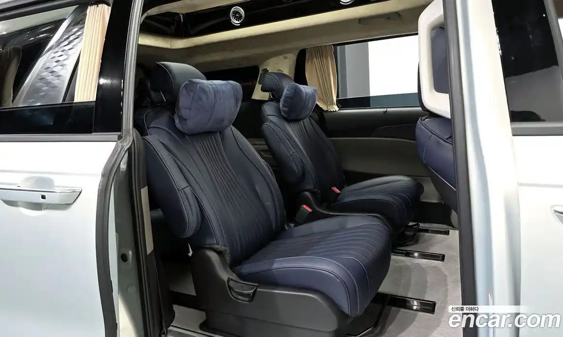 Kia Canival 2025 3.5 Автомат в Москве № 586623, фото 12