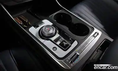 Kia Canival 2025 3.5 Автомат в Москве № 586623, миниатюра 9