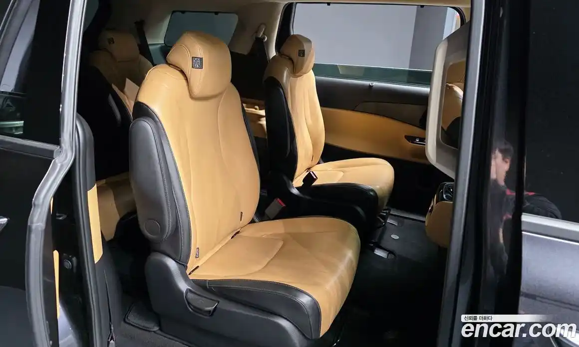 Kia Canival 2023 3.5 Автомат в Москве № 586675, фото 12