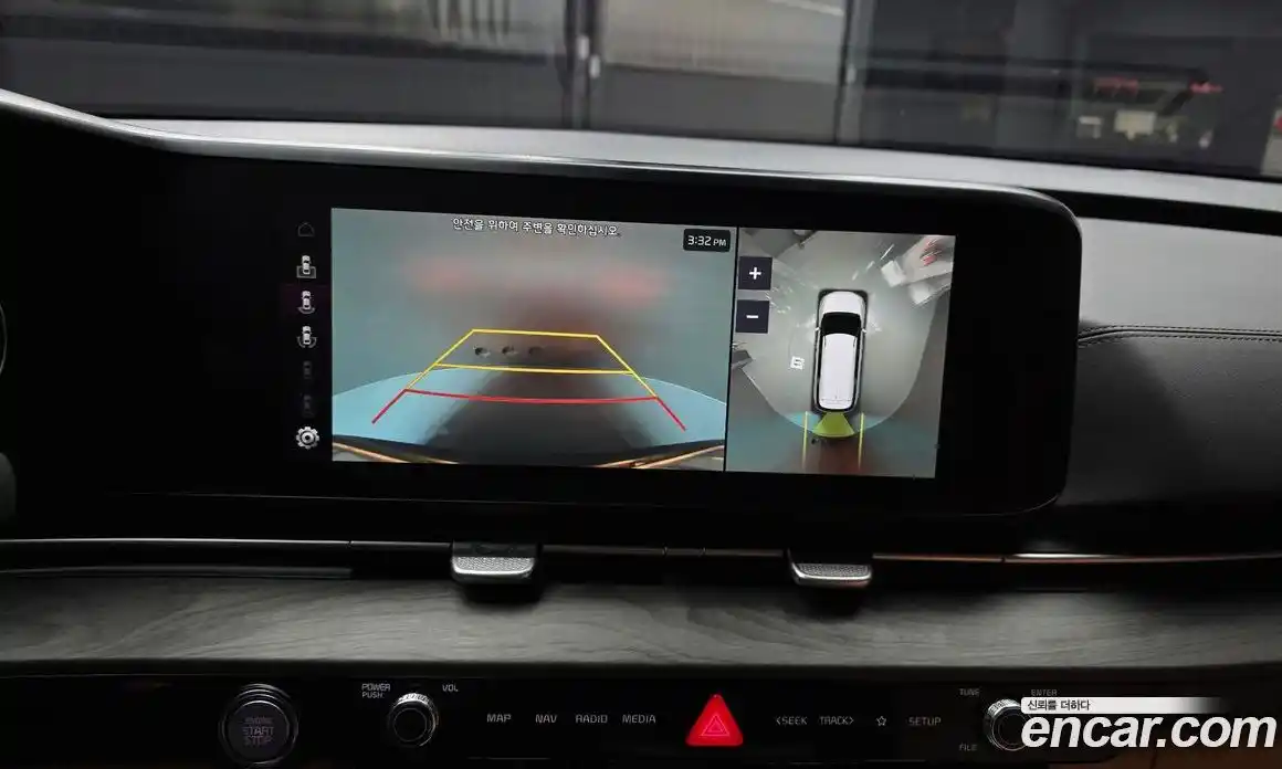 Kia Canival 2023 3.5 Автомат в Москве № 586675, фото 15