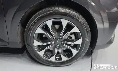 Kia Canival 2023 3.5 Автомат в Москве № 586675, миниатюра 5