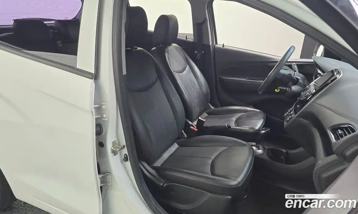 Chevrolet Spark 2017 1.0 Автомат в Москве № 586804, фото 12