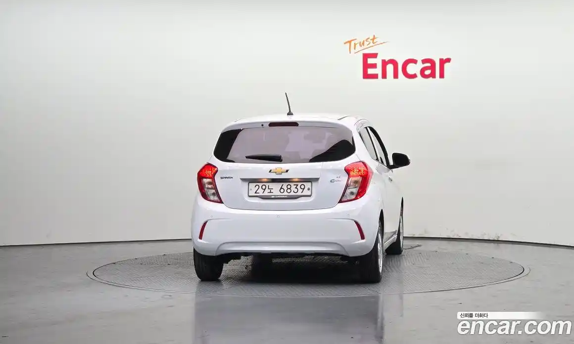 Chevrolet Spark 2017 1.0 Автомат в Москве № 586804, фото 4