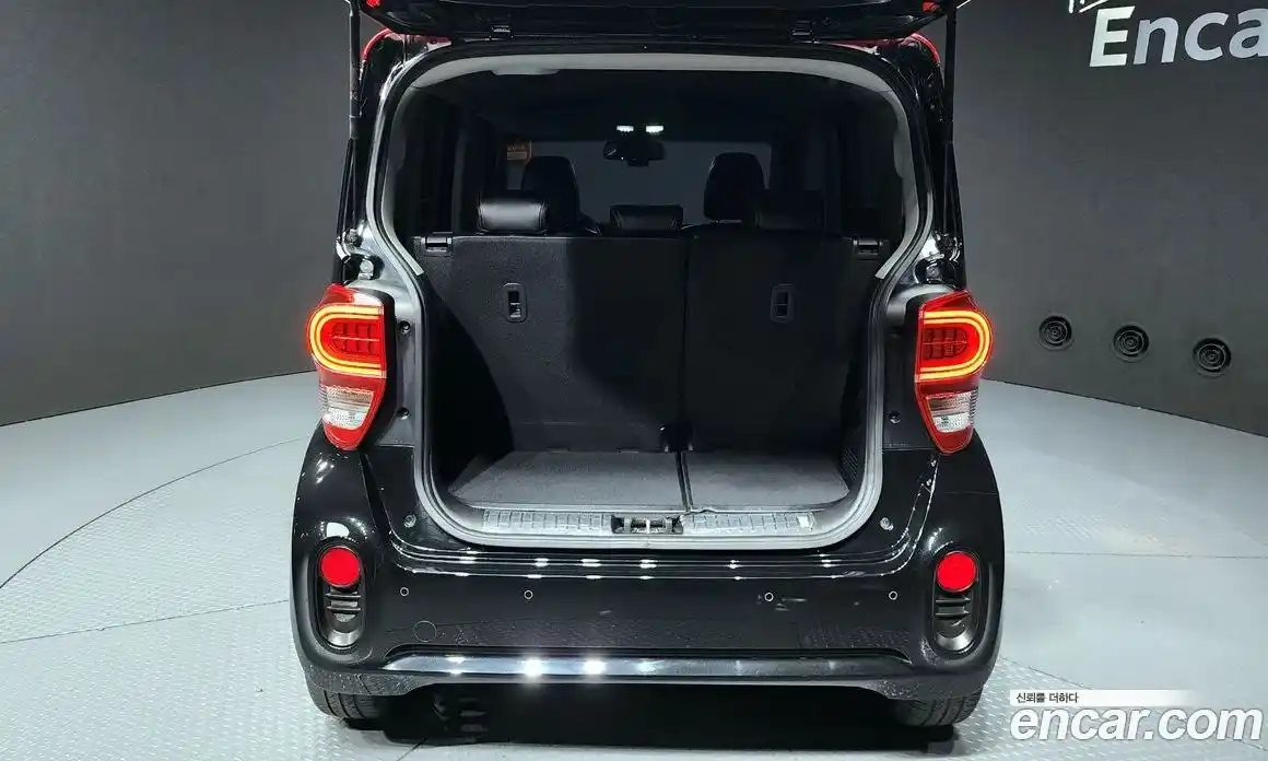 Kia Ray 2019 1.0 Автомат в Москве № 587042, фото 20