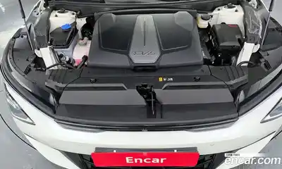 Kia EV6 2025 0.1 Автомат в Москве № 587118, миниатюра 6