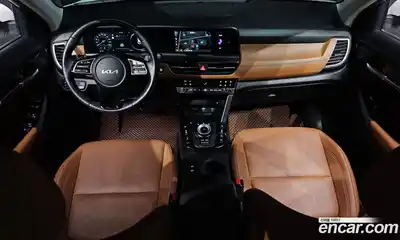 Kia Seltos 2024 2.0 Автомат в Москве № 587272, миниатюра 7