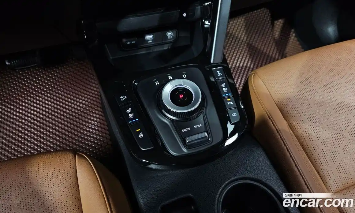 Kia Seltos 2024 2.0 Автомат в Москве № 587272, фото 9